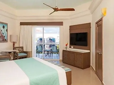 Wyndham Alltra Playa Del Carmen Adults Only All Inclusive Resort